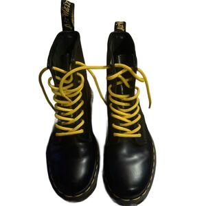 Dr. Martens 1460 Pascal Black Lace Up combat Boots size 4y/5.5w